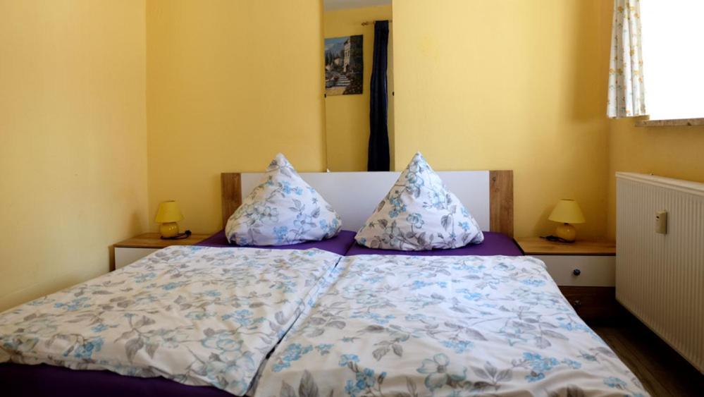 Sylvias Ferienwohnung Nr6 Souterrain Гёрлиц Экстерьер фото